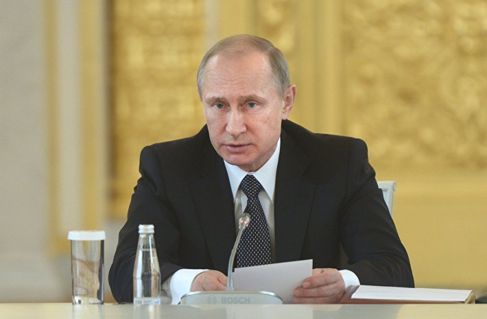 Путин поручил внести в ГД проект о наделении прокуроров правом на распоряжение жильем