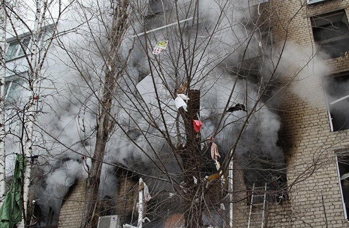 Власти Саратова окажут помощь жильцам дома в Саратове, где произошел взрыв