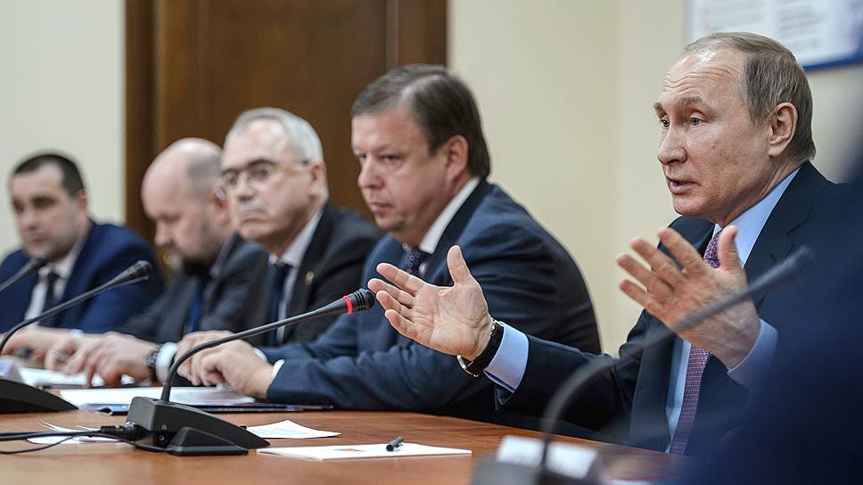 Приехав в Рыбинск, Владимир Путин столкнулся с коммунизмом