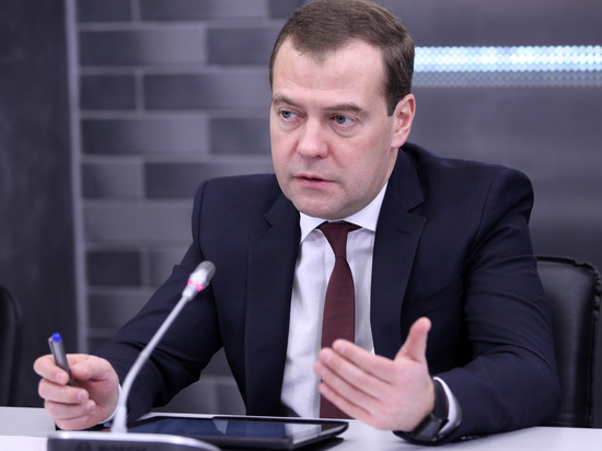 Медведев продлил льготную ставку по ипотеке на весь срок кредита - МК